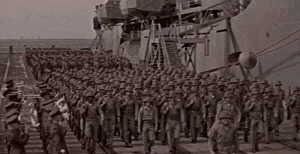 Archivo:Marcha de soldados.gif