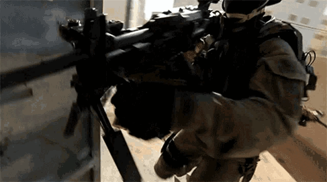 Archivo:CQB 2.gif