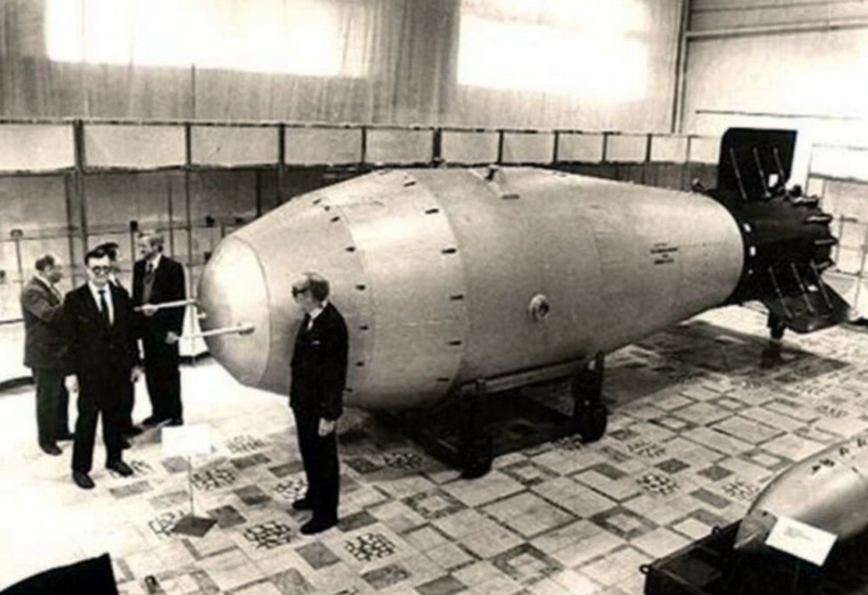 Archivo:Foto de la Tsar.jpg