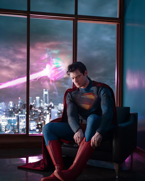 Archivo:DCU Superman First Look.jpg